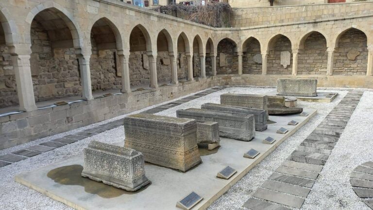 Azerbejdżan, narty na Kaukazie i Baku, zdjęcie z wyjazdu Akademii Podróży